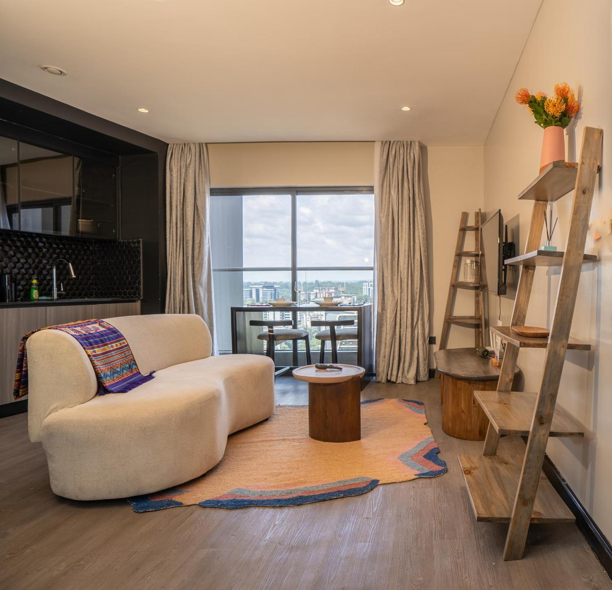 Escada Studio & 2-Bedroom, Rooftop Swimming Pool, Gym, Workspace, Wonderiss Homes Westland Living Nairobi Esterno foto
