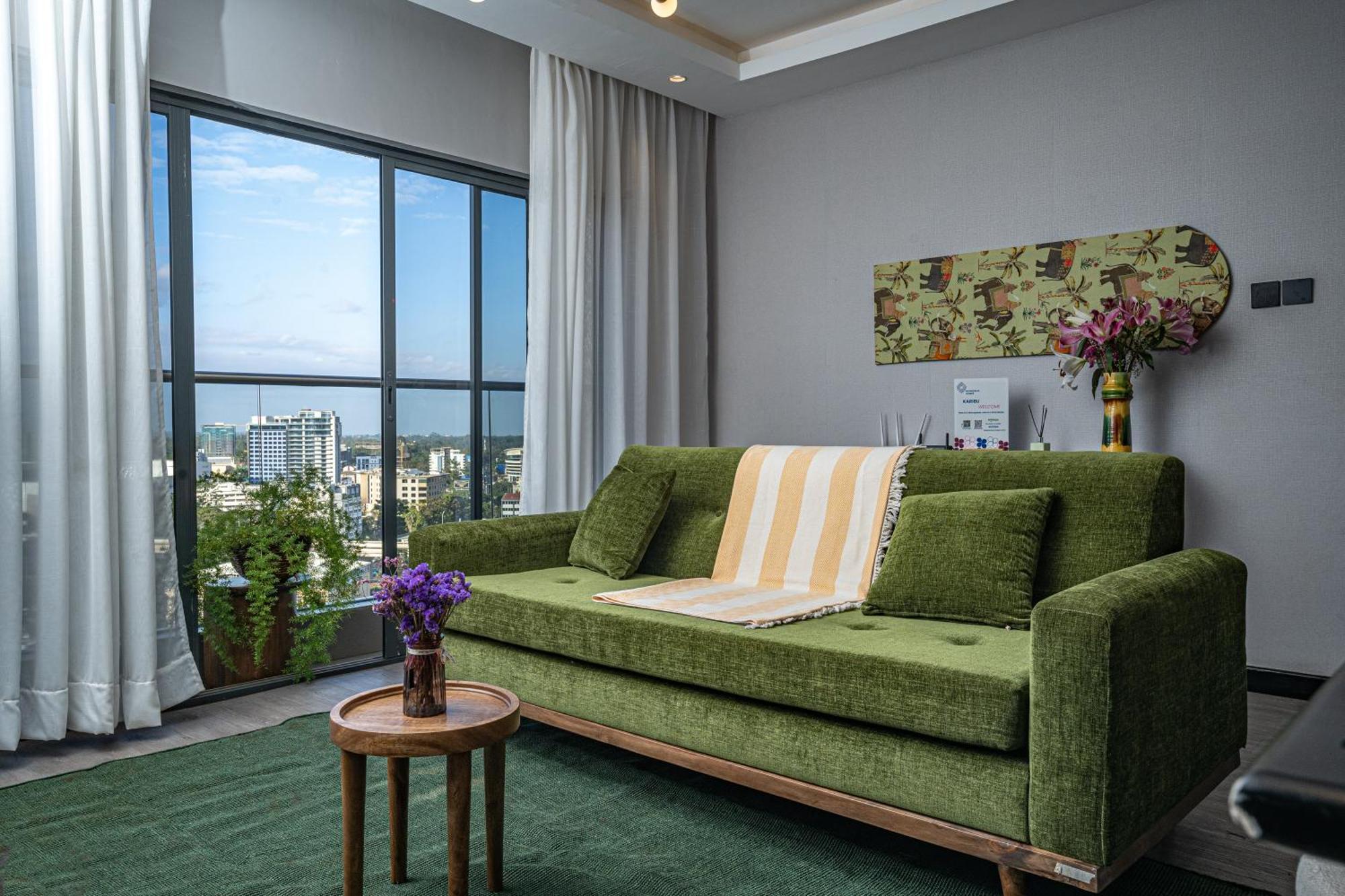 Escada Studio & 2-Bedroom, Rooftop Swimming Pool, Gym, Workspace, Wonderiss Homes Westland Living Nairobi Esterno foto