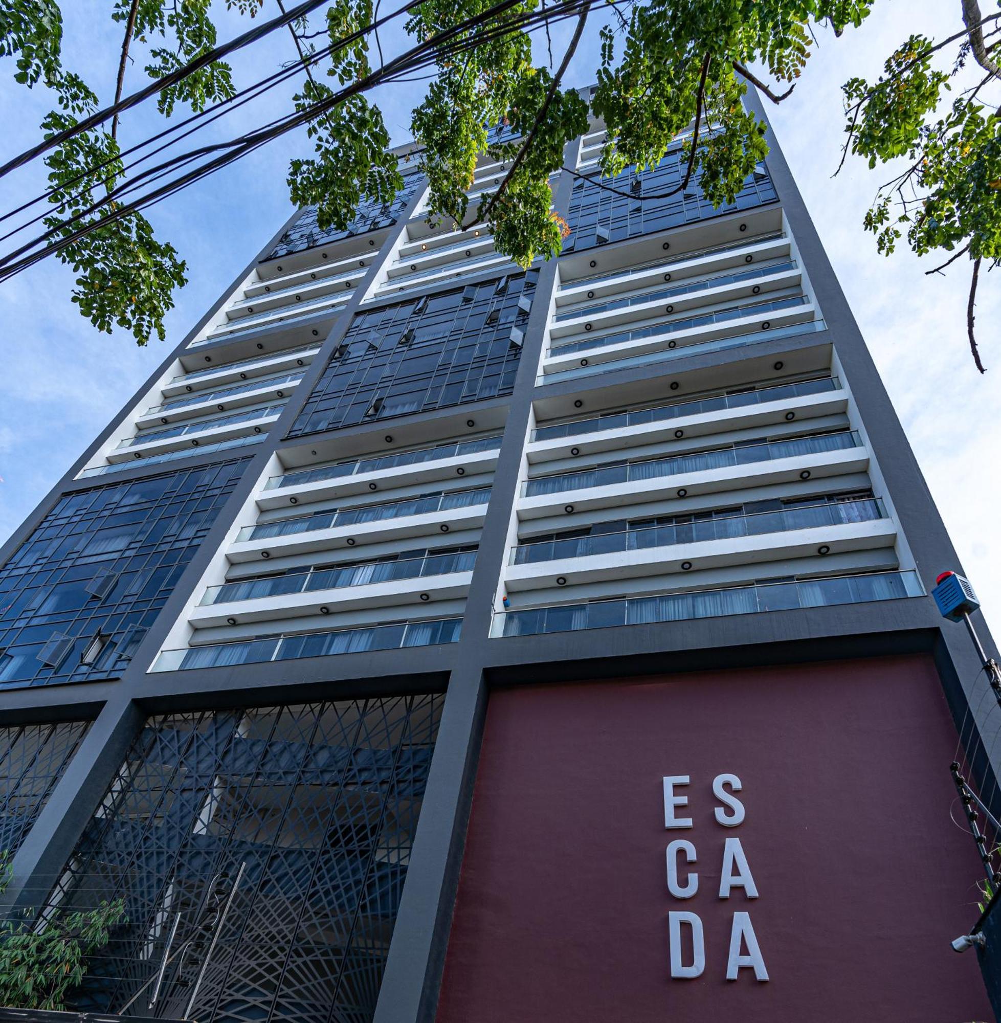 Escada Studio & 2-Bedroom, Rooftop Swimming Pool, Gym, Workspace, Wonderiss Homes Westland Living Nairobi Esterno foto